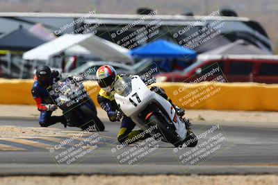 media/Apr-09-2022-SoCal Trackdays (Sat) [[c9e19a26ab]]/Turn 2 (1140am)/